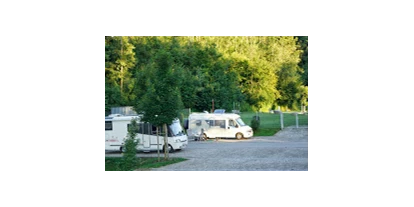 RV park - Umgebungsschwerpunkt: Therme(n) - Türkheim - 3 ausgewiesene Wohnmobilplätze - Wohmobilstellplatz an der Naturtherme