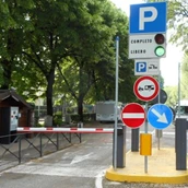 Espacio de estacionamiento para vehículos recreativos - Porta Palio