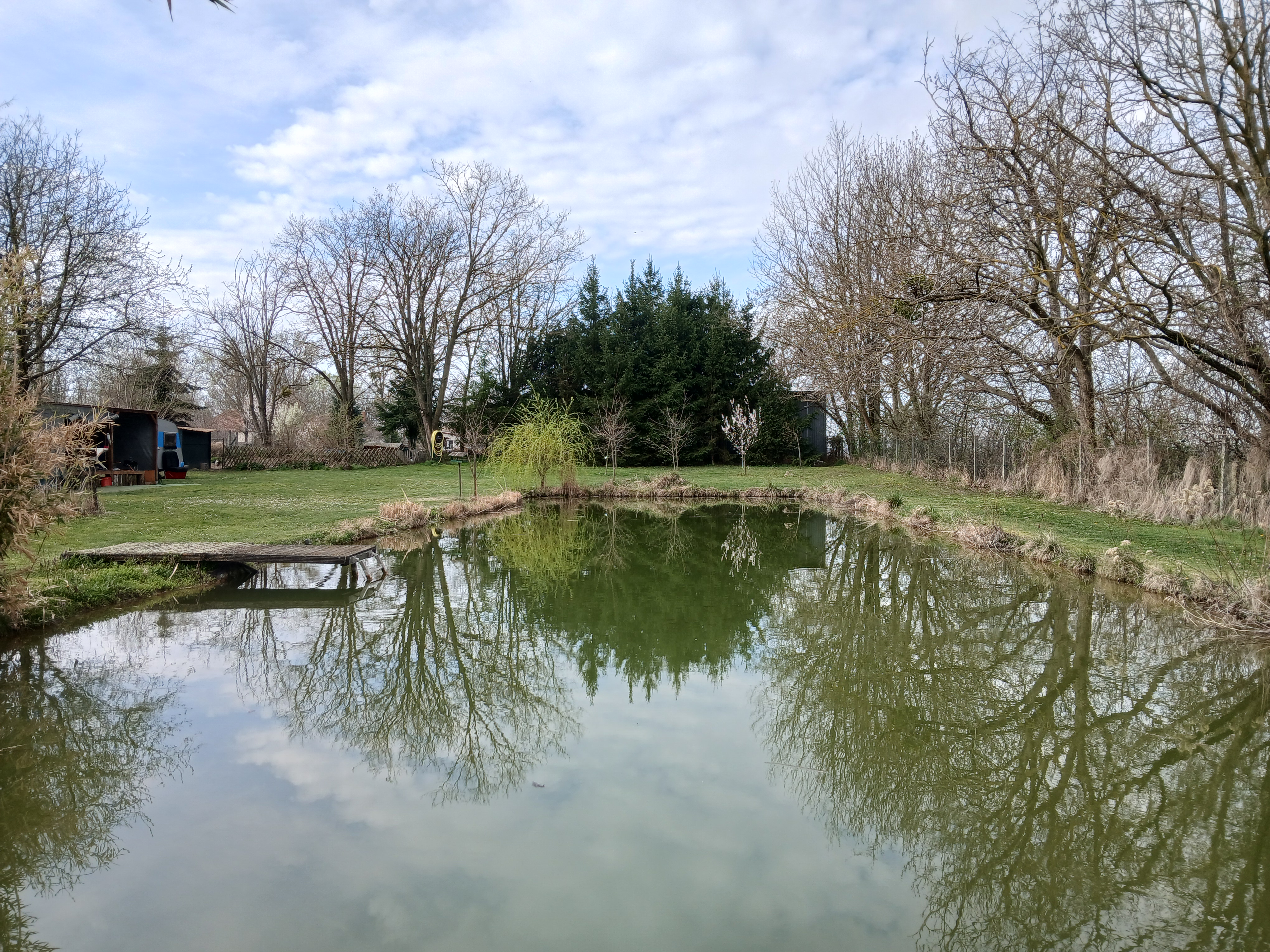 Wohnmobilstellplatz - Camper Place Platz Garden of Eden Kajarpec Stellplatz Ungarn