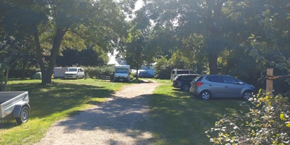 Place de parking pour camping-car - Lindow (Mark) - Campingplatz  - Stellplatz am Camping Havelperle