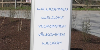 Place de parking pour camping-car - Hohenfelde (Kreis Plön) - Willkommen! - Reisemobilpark Eutiner See