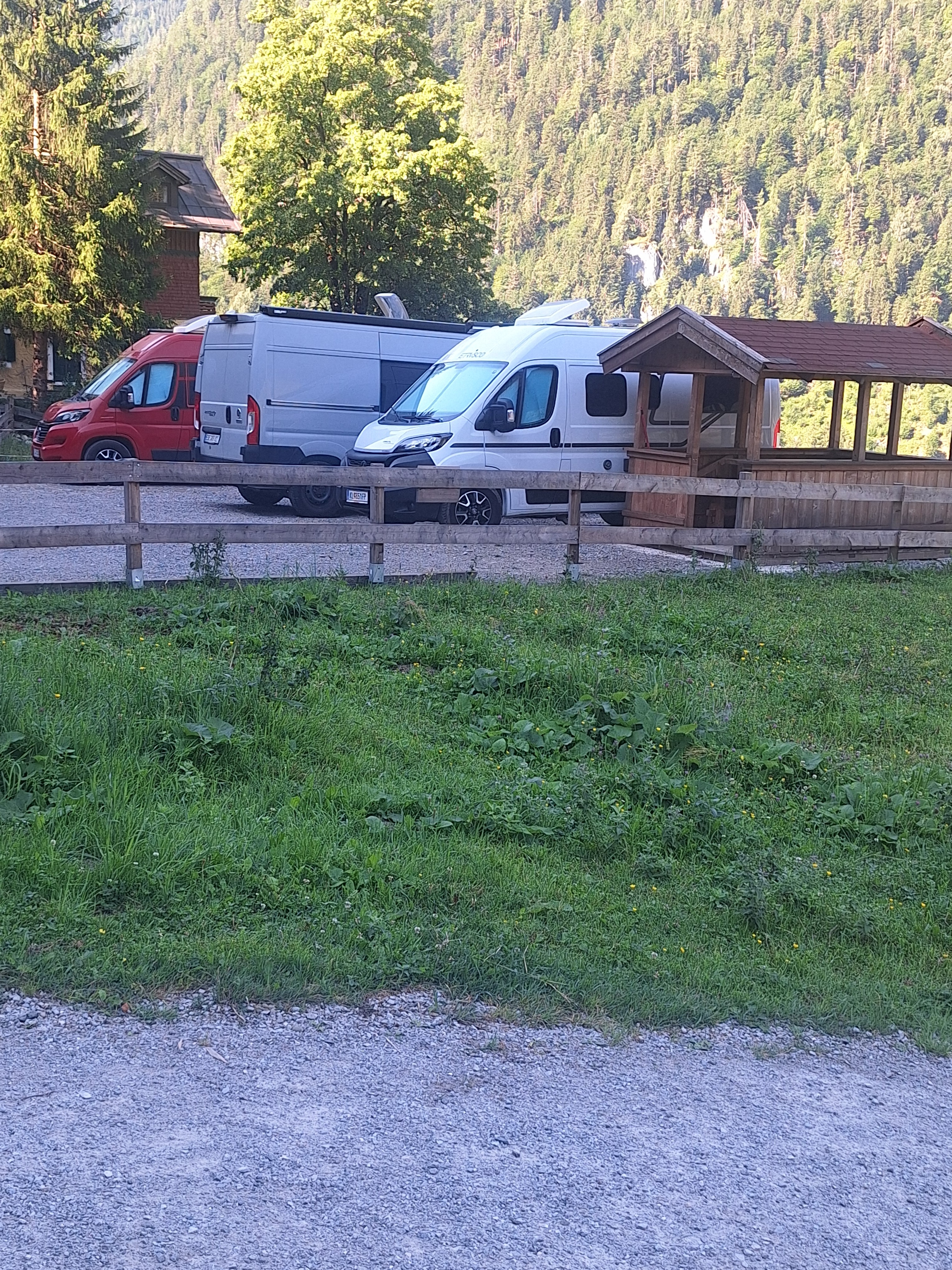Reisemobilstellplatz: Schusterbichl Weißbach bei lofer