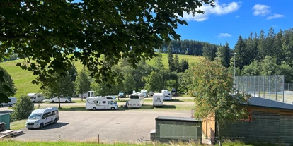 Place de parking pour camping-car - Skilift - Zell am Harmersbach - Reisemobilstellplatz Schonach - Reisemobilstellplatz Schonach
