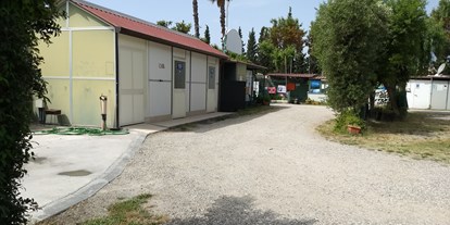 Motorhome parking space - Duschen - Sicily - Sanitär - Eden Parking