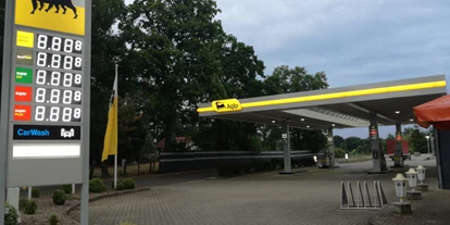 Reisemobilstellplatz - Wohnwagen erlaubt - Kolkwitz - Einfahrt Tankstelle...seid Februar 2020 AGIP - Stellplatz Q1 Rasthof ­Altdöbern