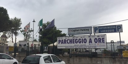 Motorhome parking space - Duschen - Costa Verde-Sardinien - Camper Cagliari Park
