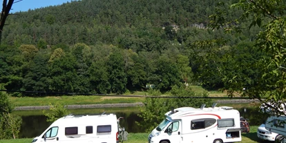 Posto auto camper - Radweg - Chabařovice - Campingplatz am Treidlerweg
