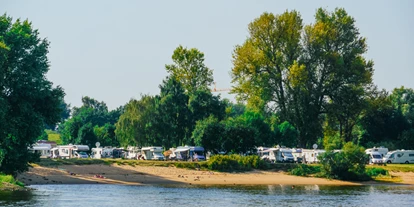 Posto auto camper - Umgebungsschwerpunkt: Stadt - Barsbüttel - Idyllischer Wohnmobilpark - Wohnmobilpark Stover Strand bei Hamburg an der Elbe
