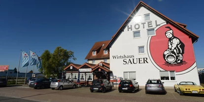 Plaza de aparcamiento para autocaravanas - Wildemann - Hotel & Wirtshaus Sauer