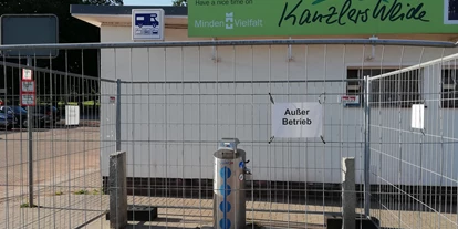 Reisemobilstellplatz - Art des Stellplatz: eigenständiger Stellplatz - Lemgo - Entsorgung ausser Betrieb - Stellplatz Kanzlers Weide