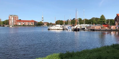 RV park - Frischwasserversorgung - Holwierde - Blick auf den alten Binnenhafen - Stellplatz Alter Binnenhafen