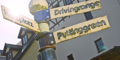 Motorhome parking space - Art des Stellplatz: bei Gaststätte - Thalmässing - Golfanlage Zollmühle