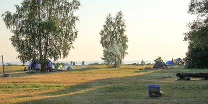 Parkeerplaats voor camper - Badestrand - Letland - Jürasdzeni