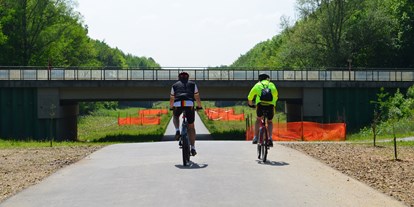 Reisemobilstellplatz - Düren - :terra nova Speedway - 14 km asphaltierter, kreuzungsfreier Radweg zwischen Niederaußem und Elsdorf - Bergheim-Paffendorf