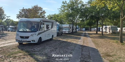 Plaza de aparcamiento para autocaravanas - Solingen - Caravan-Center des Caravan Salon Düsseldorf (Messe)