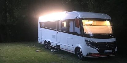 Motorhome parking space - Umgebungsschwerpunkt: Stadt - Germany - Abendstimmung in Chemnitz - Stellplatz an der Rehaklinik atr Chemnitz