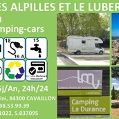 Espacio de estacionamiento para vehículos recreativos - Cavaillon