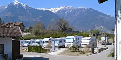 Parkeerplaats voor camper - Umgebungsschwerpunkt: Berg - Südtirol - Stellplatz Schneeburghof - Camper Stellplatz Schneeburghof