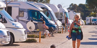Reisemobilstellplatz - öffentliche Verkehrsmittel - Ayamonte (Huelva) - Camper Park Playas de Luz
