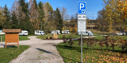 Motorhome parking space - Wohnwagen erlaubt - Königgrätz region - Stellplatz Adršpach