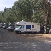 Espacio de estacionamiento para vehículos recreativos - Area Camper Chia