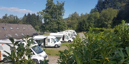 Posto auto camper - camping.info Buchung - Werdohl - Wohnmobilhafen - Campingplatz Hof Biggen