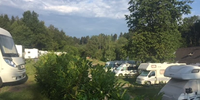 Parkeerplaats voor camper - Lennestadt - Wohnmobilhafen - Campingplatz Hof Biggen