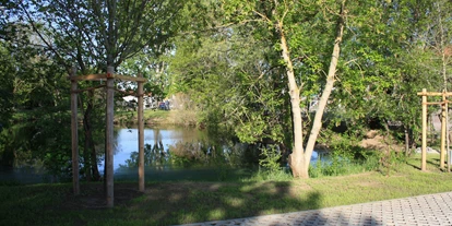 Parkeerplaats voor camper - WLAN: teilweise vorhanden - Schkeuditz - Wohnmobilstellplatz "An den Linden" in Brehna