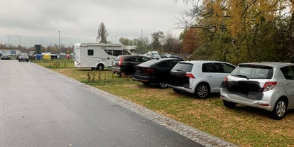 Motorhome parking space - öffentliche Verkehrsmittel - Region Bodensee - Stellplatz Mettnau, Strandbadstraße