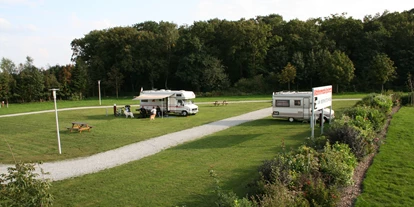 Place de parking pour camping-car - Angelmöglichkeit - Rastede - Stellplatz am Bernsteinsee