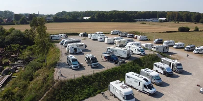 Place de parking pour camping-car - Angelmöglichkeit - Sonderburg - Wohnmobilstellplatz Kappeln bei Ancker Yachting