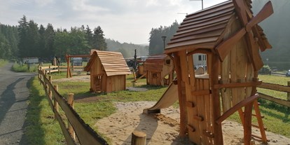 Reisemobilstellplatz - Umgebungsschwerpunkt: am Land - Pöhl - Bauernhof-Spielplatz - Vogtlandcamping