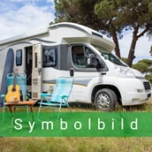 Posto auto per camper - Symbolbild - Camping, Stellplatz, Van-Life - CPH Autocamp