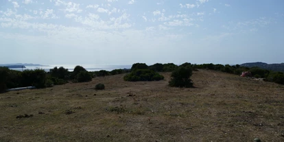 Plaza de aparcamiento para autocaravanas - Art des Stellplatz: im Campingplatz - Palau - Stellplatz auf der oberen Ebene - Agricamping - Agriturismo Petra di Cossu