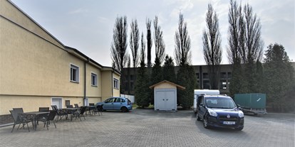 Motorhome parking space - Stromanschluss - Eger (Region Karlsbad) - Stellplatz Relax Františkovy Lázně