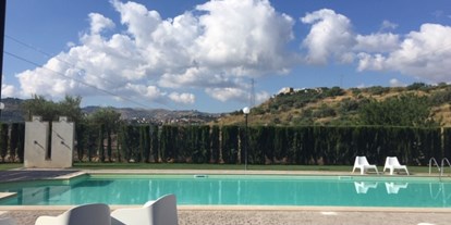 Reisemobilstellplatz - Swimmingpool - Italien - Agritur Paparanza