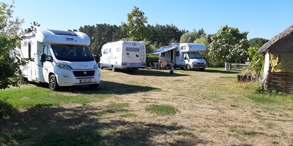Motorhome parking space - Entsorgung Toilettenkassette - Ownice - Fisch Camp Ownice