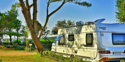 Place de parking pour camping-car - SUP Möglichkeit - Mali Lošinj - Premium mare - Lopari Camping Resort****