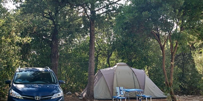 Plaza de aparcamiento para autocaravanas - Frischwasserversorgung - Split - Dubrovnik - Solitudo Sunny Camping ***