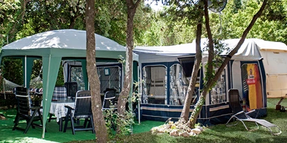 Place de parking pour camping-car - Spielplatz - Labin - Tunarica Sunny Camping **