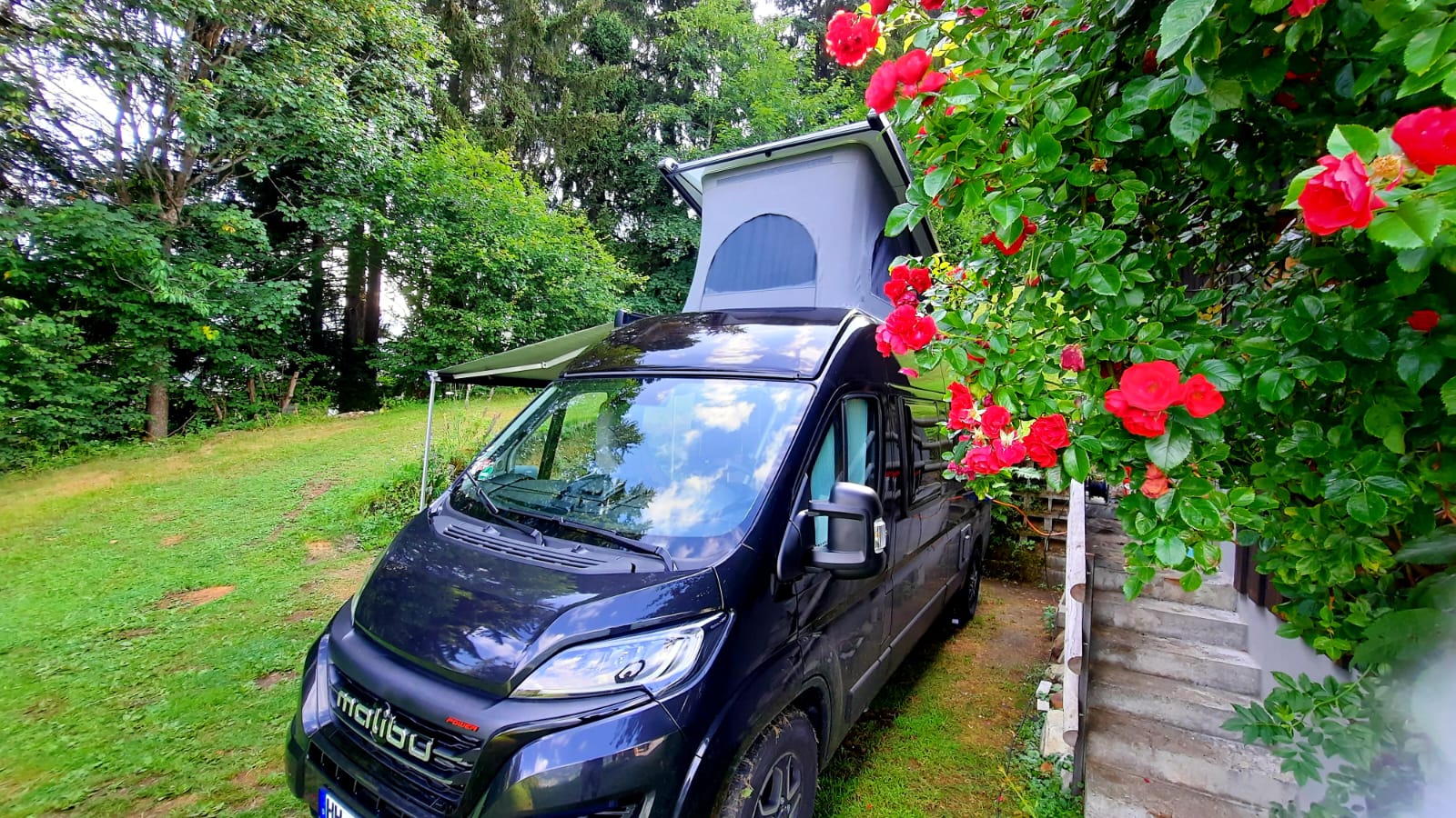 Wohnmobilstellplatz - Latangerhüsli auf 1020m