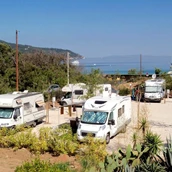 Parkeerplaats voor campers - Stellplatz 50 meter von sandstrand - Centro Balneare La Perla "Elba In Camper"