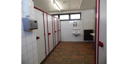 Reisemobilstellplatz - Entsorgung Toilettenkassette - Dötlingen - Duschen - Campingplatz Hartensbergsee