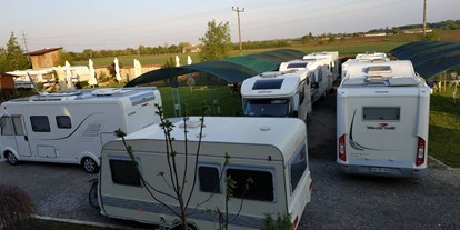 Reisemobilstellplatz - Swimmingpool - Serbien - Camping Sosul