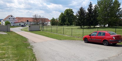 Motorhome parking space - Vysoká Libyně - Farma Janko