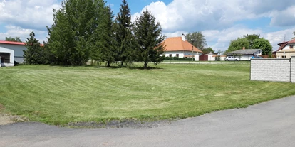 Plaza de aparcamiento para autocaravanas - Kralovice - Farma Janko