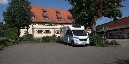 Reisemobilstellplatz - WLAN: nur um die Rezeption vorhanden - Bieberehren - Brauerei & Gasthof & Hotel Landwehr-Bräu