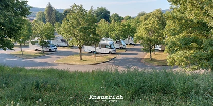 Posto auto camper - Bademöglichkeit für Hunde - Baviera - Wohnmobilstellplatz an der Schiffsanlegestelle