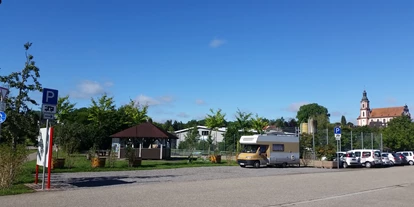 Motorhome parking space - Umgebungsschwerpunkt: Stadt - Ettenheim - Stellplatz "Auf den Espen" - Wohnmobilstellplatz Ettenheim