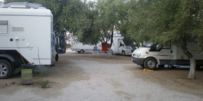 Reisemobilstellplatz - Bademöglichkeit für Hunde - Albanien - Camping Kranea